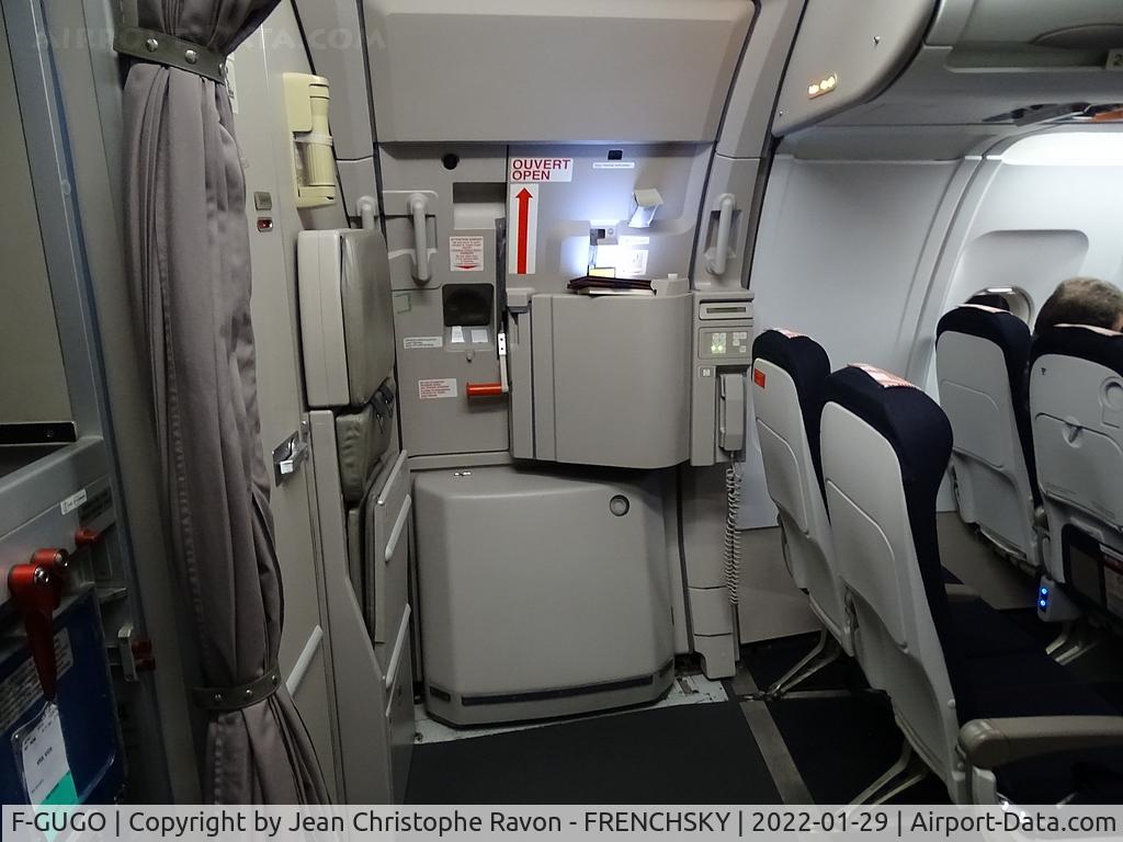 F-GUGO, 2006 Airbus A318-111 C/N 2951, Air France