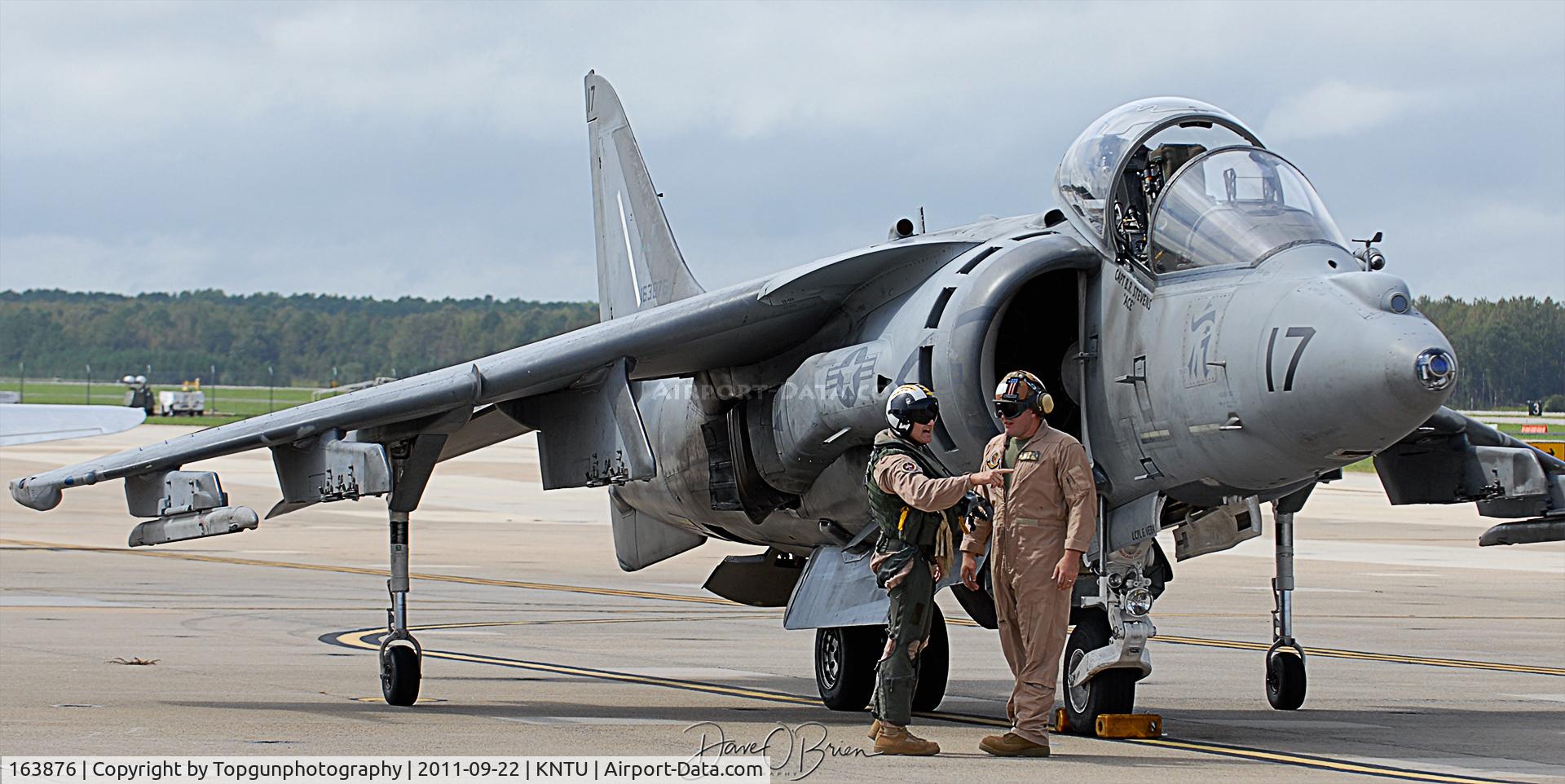 163876, McDonnell Douglas AV-8B Harrier II C/N 184, AV-8B Harrier Demo preflight
