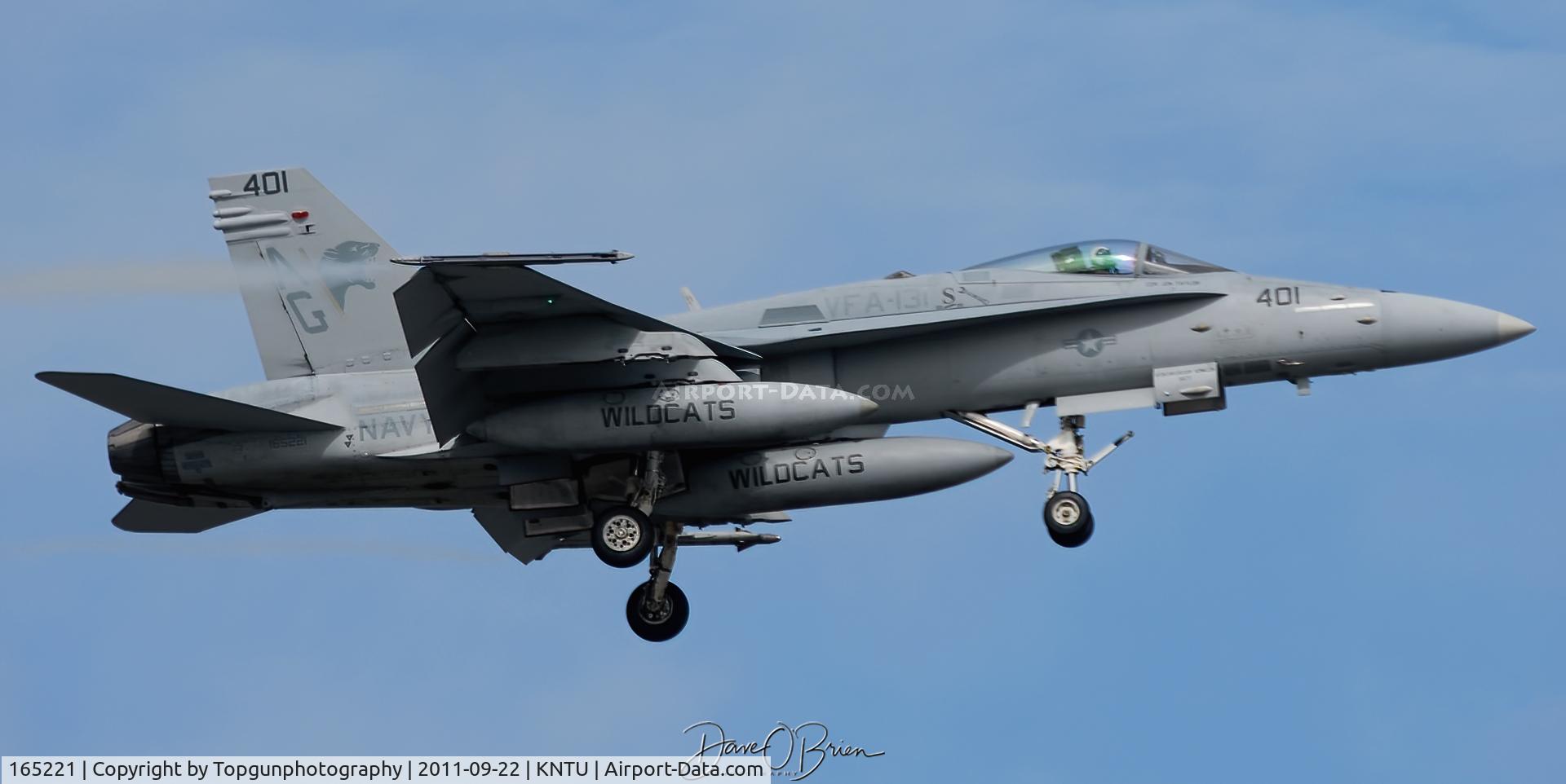 165221, McDonnell Douglas F/A-18C Hornet C/N 1404/C446, WILDCAT 401