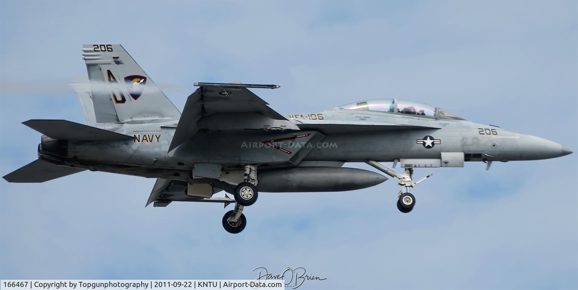 166467, Boeing F/A-18F Super Hornet C/N F102, VFA-106 CAG