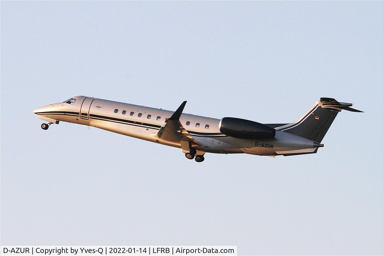 D-AZUR, 2016 Embraer EMB-135BJ Legacy 650 C/N 14501219, Embraer Legacy 650, Take off rwy 25L, Brest-Bretagne airport (LFRB-BES)