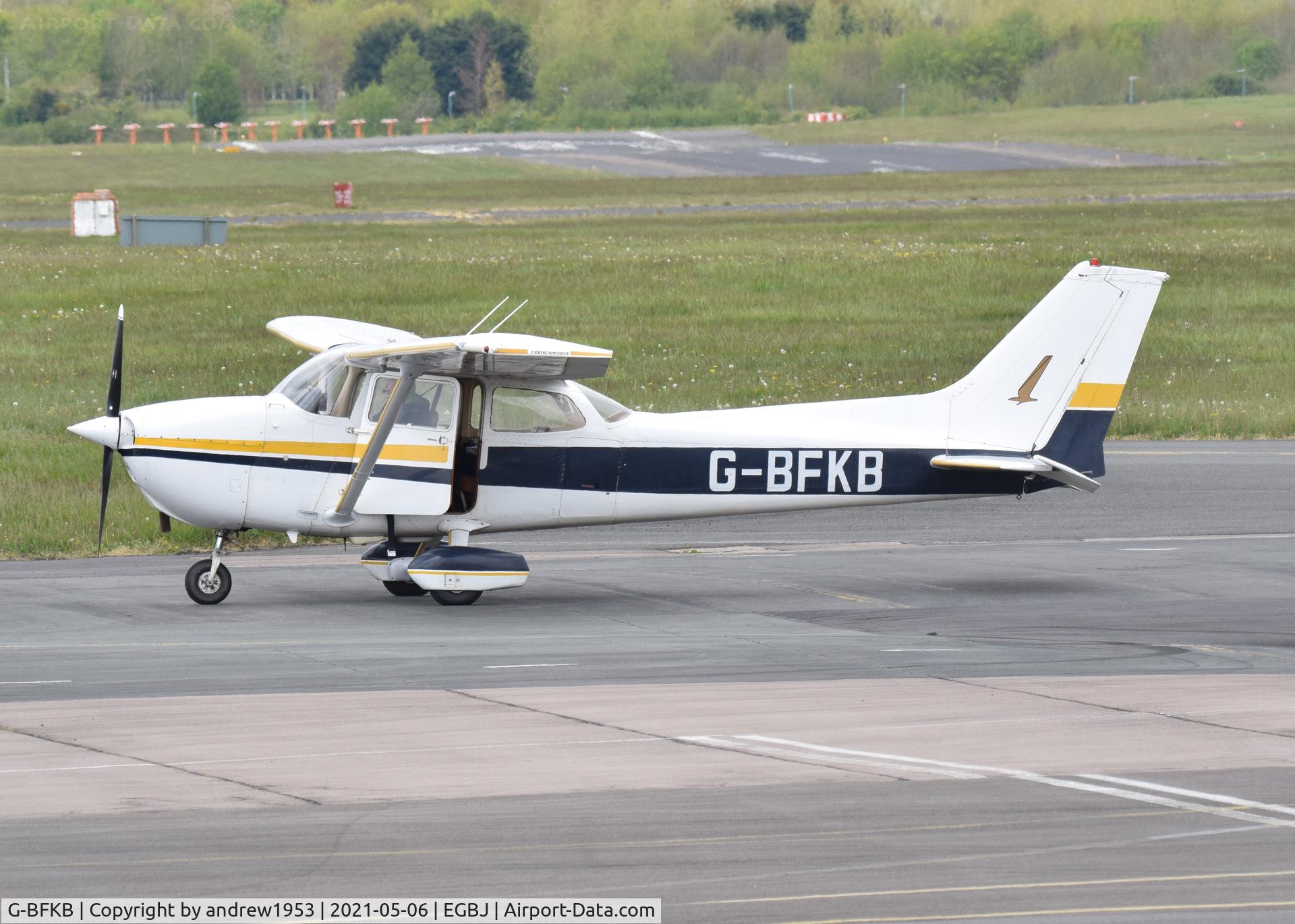 G-BFKB, 1977 Reims F172N Skyhawk C/N 1601, G-BFKB at Gloucestershire Airport.