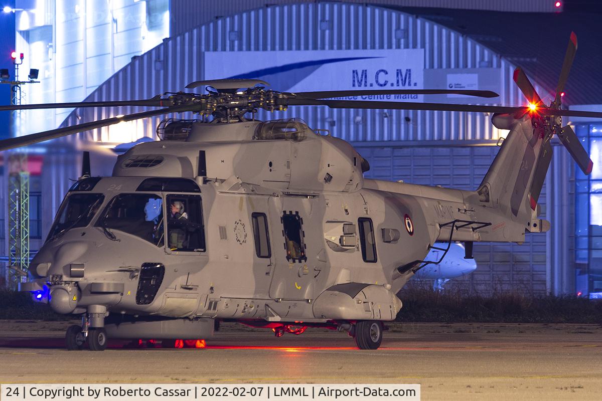 24, NHI NH90 TTH Caïman C/N 1395, Park 2