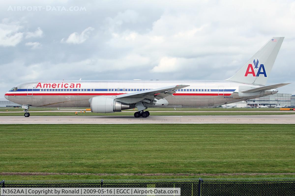 N362AA, 1988 Boeing 767-323 C/N 24043, at man