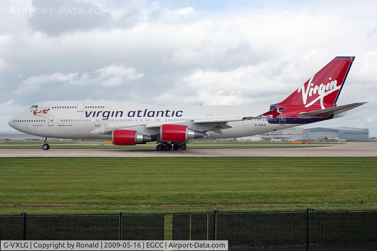 G-VXLG, 1998 Boeing 747-41R C/N 29406, at man