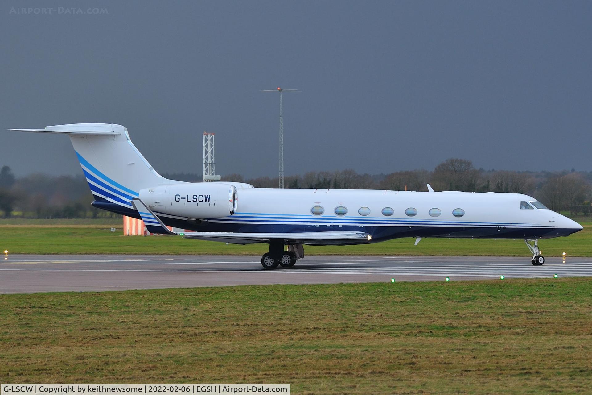 G-LSCW, 2014 Gulfstream Aerospace GV-SP (G550) C/N 5471, Leaving Norwich for East Midlands Airport.
