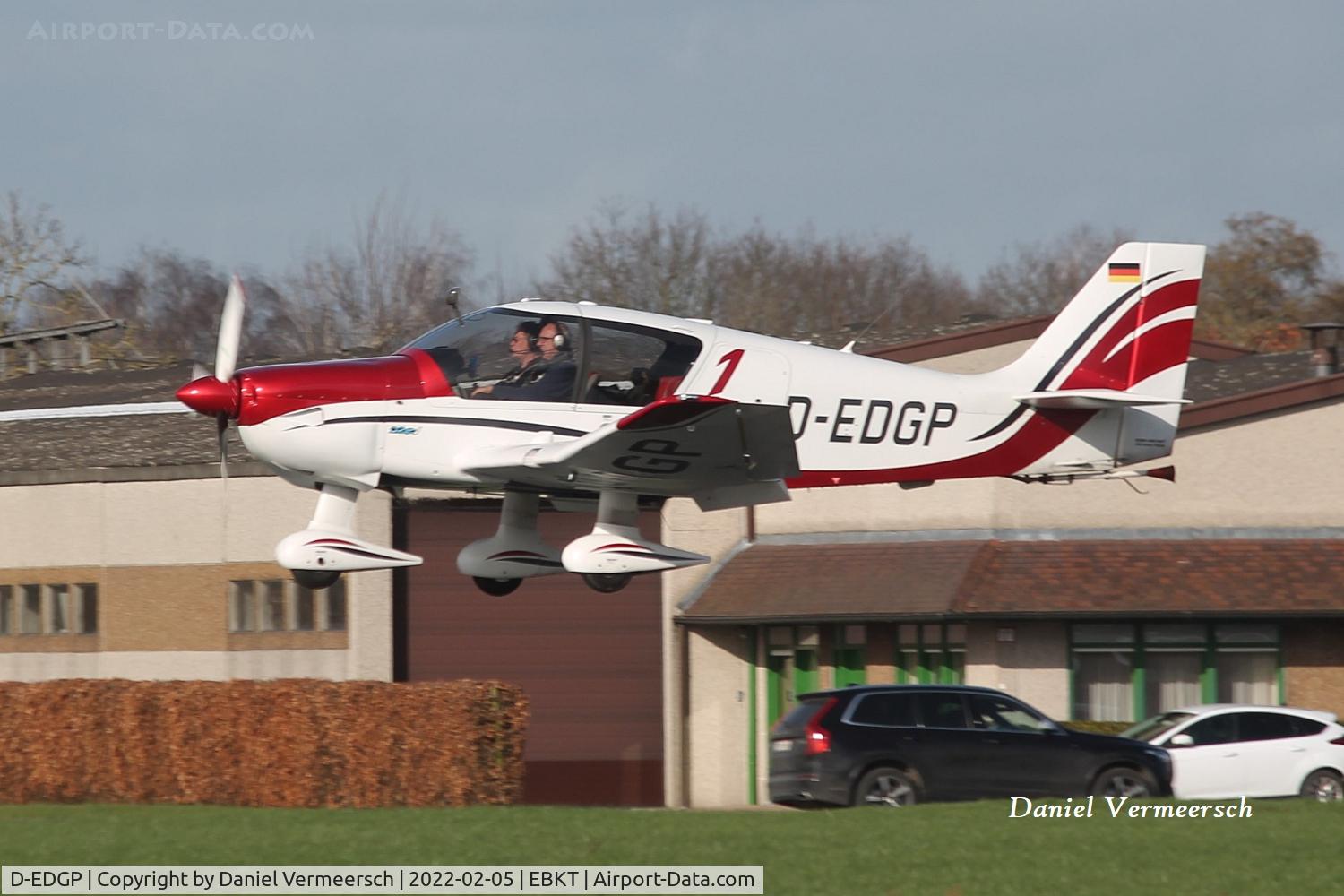 D-EDGP, 2016 Robin DR-400-140B Major Major C/N 2692, Landing at Wevelgem.