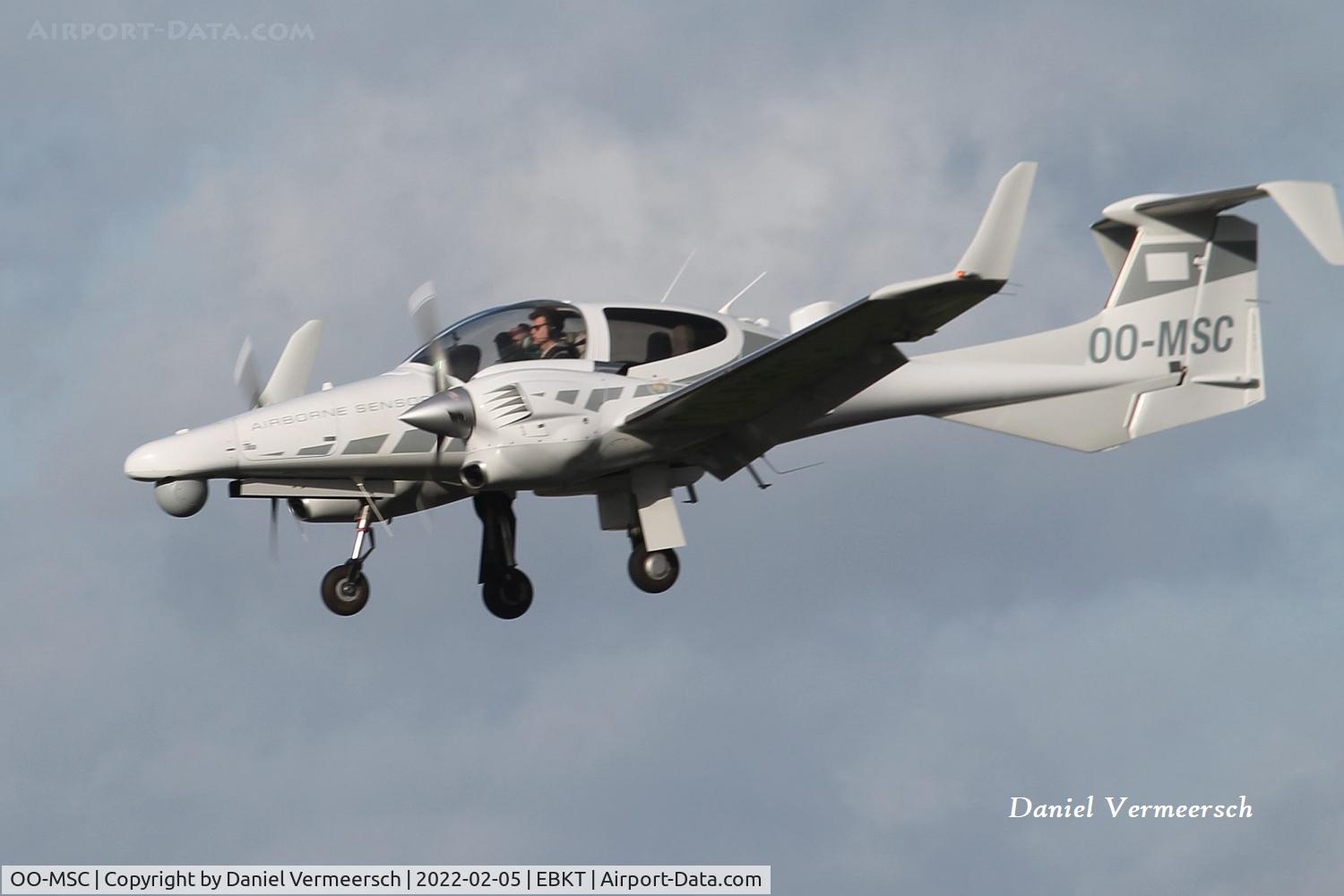OO-MSC, Diamond DA-42MPP Twin Star C/N 42.007, Landing at Wevelgem.