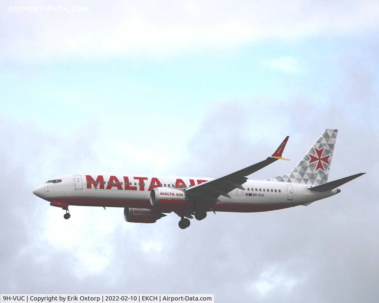 9H-VUC, 2021 Boeing 737-8-200 MAX C/N 62328, 9H-VUC landing rw 22L