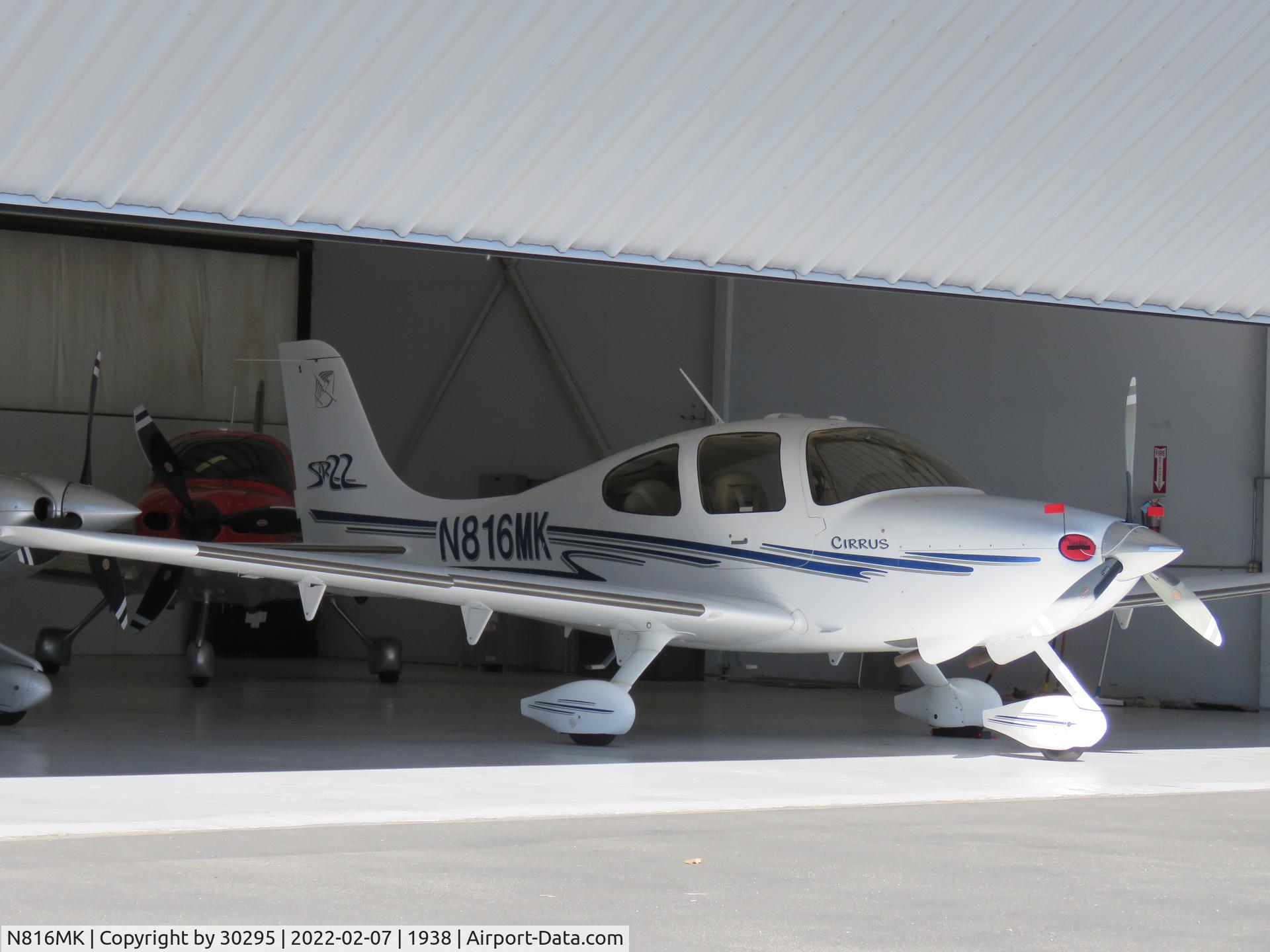 N816MK, 2003 Cirrus SR22 C/N 0552, Hangared
