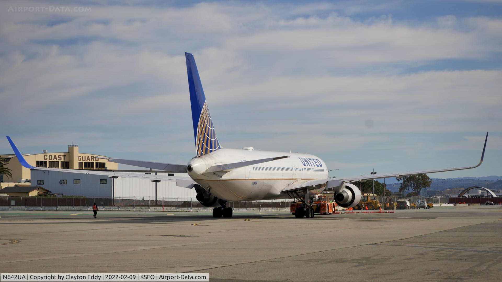 N642UA, 1991 Boeing 767-322 C/N 25092, SFO 2022.