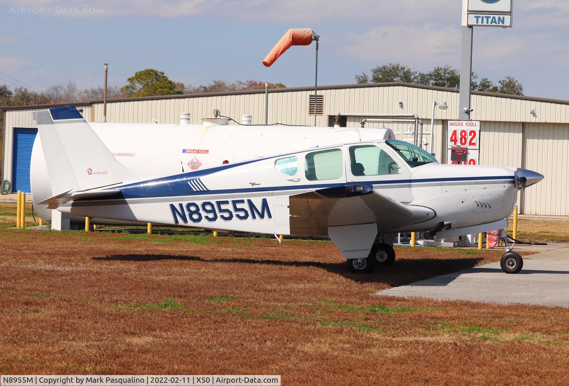 N8955M, 1963 Beech 35-B33 Debonair C/N CD-713, Beech B33