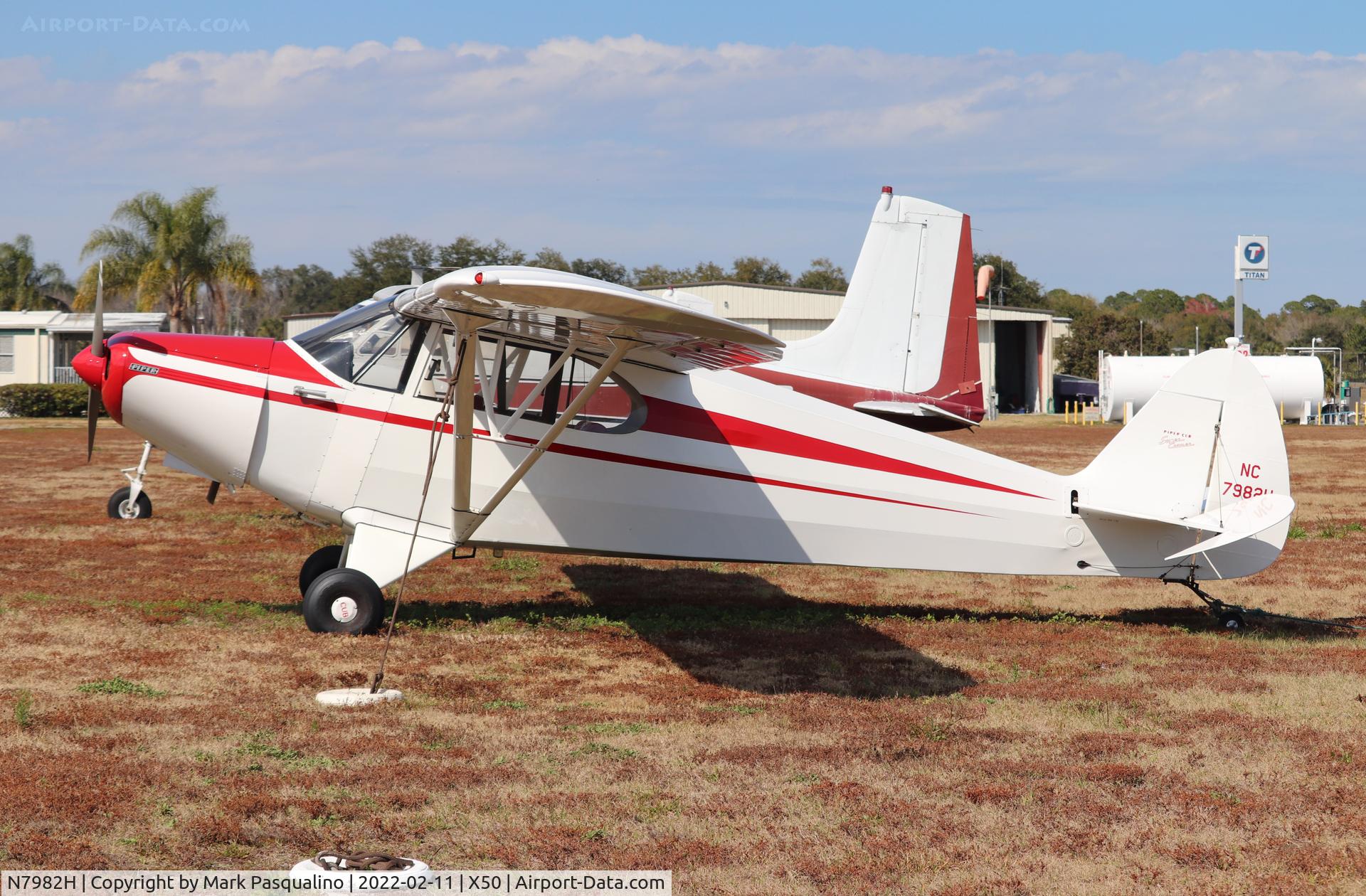 N7982H, Piper PA-12 Super Cruiser C/N 12-874, Piper PA-12