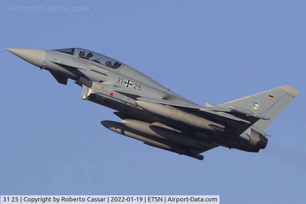 31 25, Eurofighter EF-2000 Typhoon T C/N GT0028, Neuburg