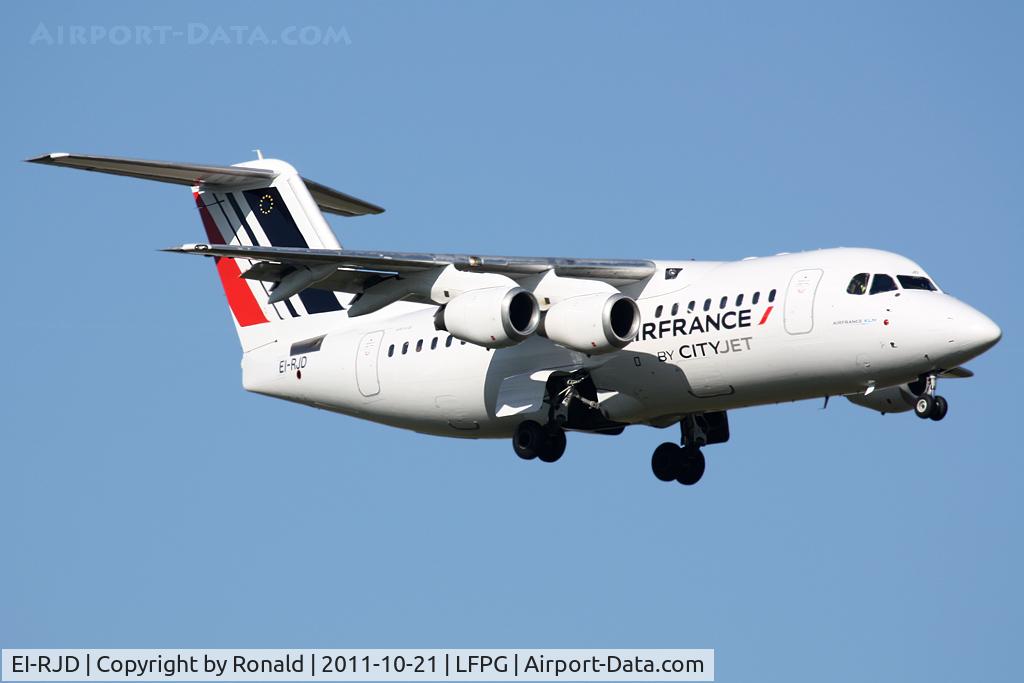 EI-RJD, 1998 BAE Systems Avro 146-RJ85 C/N E.2334, at cdg