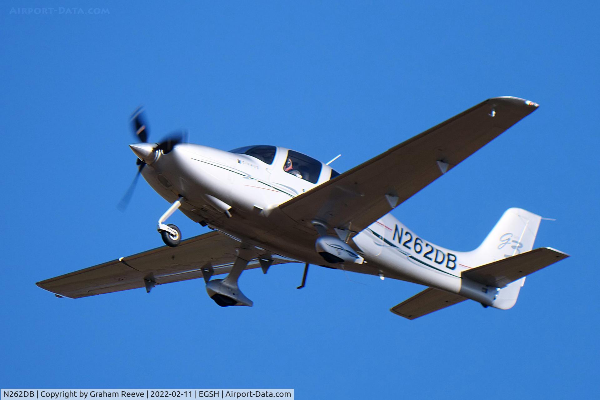 N262DB, 2008 Cirrus SR22 G3 GTS Turbo C/N 2915, Low approach to Norwich.