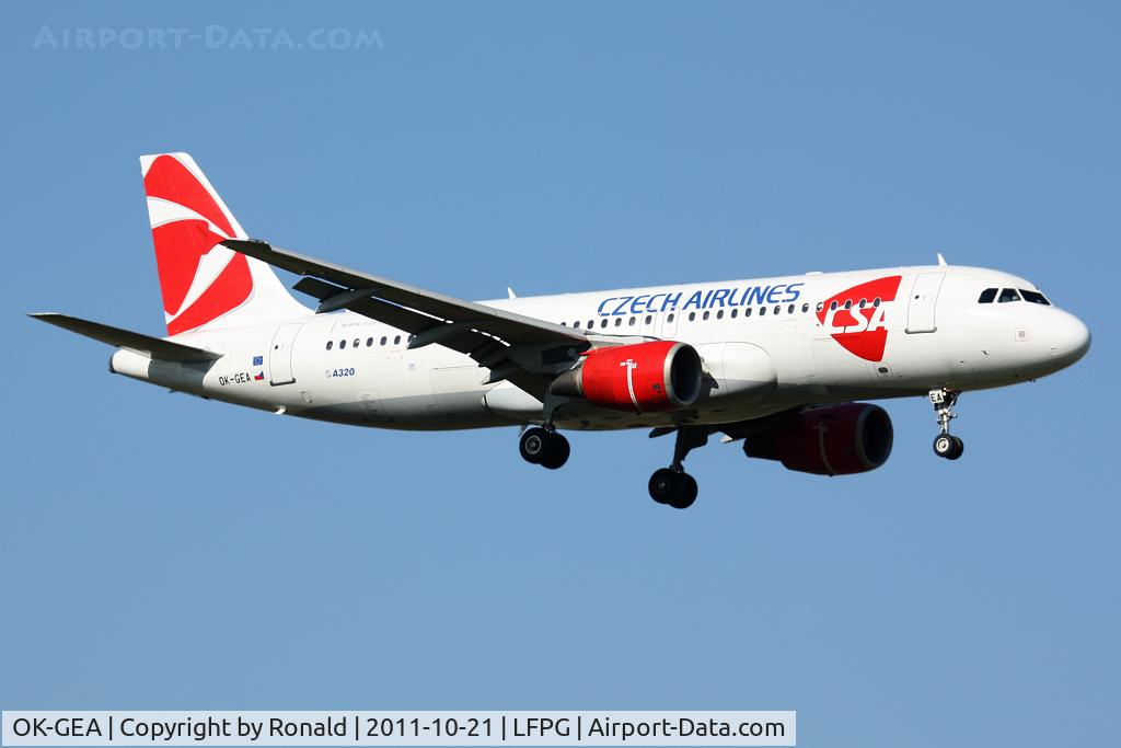 OK-GEA, 2001 Airbus A320-214 C/N 1439, at cdg