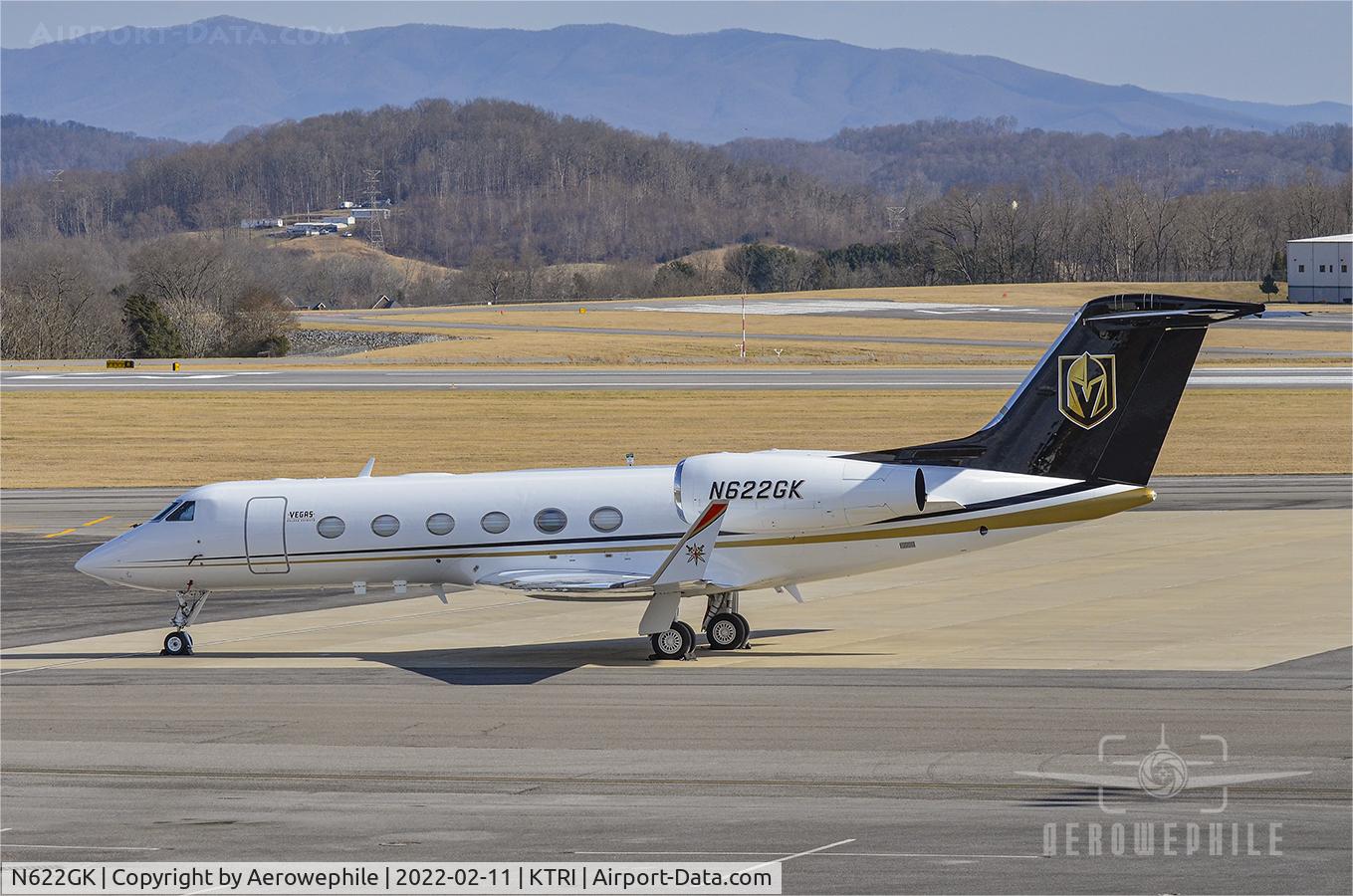 N622GK, 2009 Gulfstream Aerospace G450 (GIV-X) C/N 4164, Parked on ramp at Tri-Cities Aviation, Tri-Cities Airport.