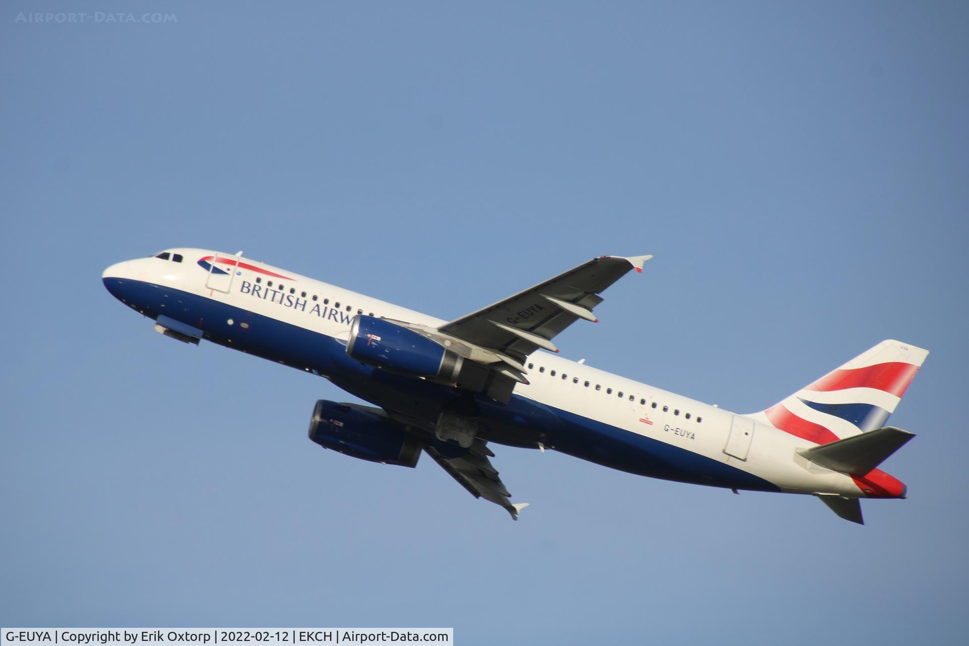 G-EUYA, 2008 Airbus A320-232 C/N 3697, G-EUYA taking off rw 22R