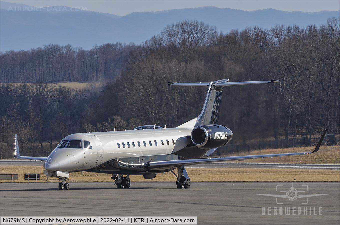 N679MS, 2006 Embraer Legacy 600 (EMB-135BJ) C/N 14500972, Arriving at Tri-Cities Airport.