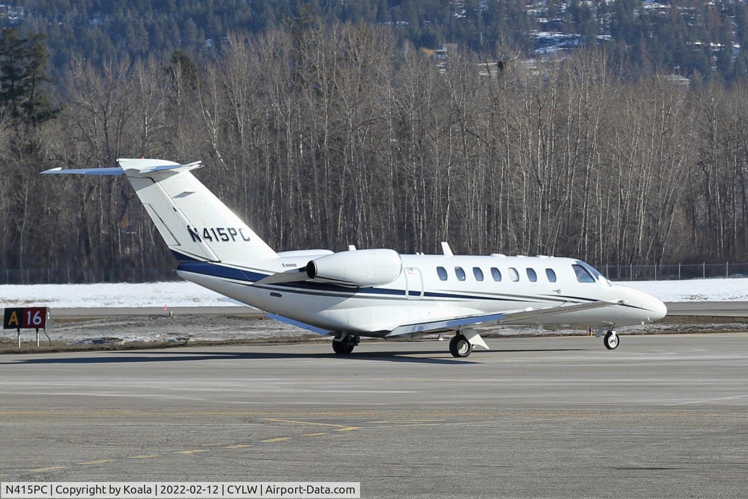 N415PC, 2006 Cessna 525 Citation CJ3 C/N 525B0109, Leaving YLW.