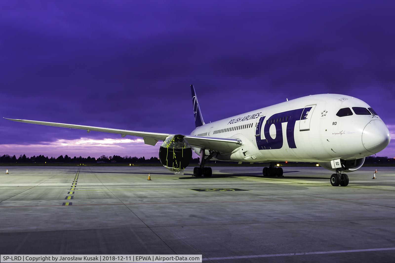 SP-LRD, 2013 Boeing 787-8 Dreamliner C/N 35941, Boeing 787-8 odpoczywa na p?ycie PPS12
