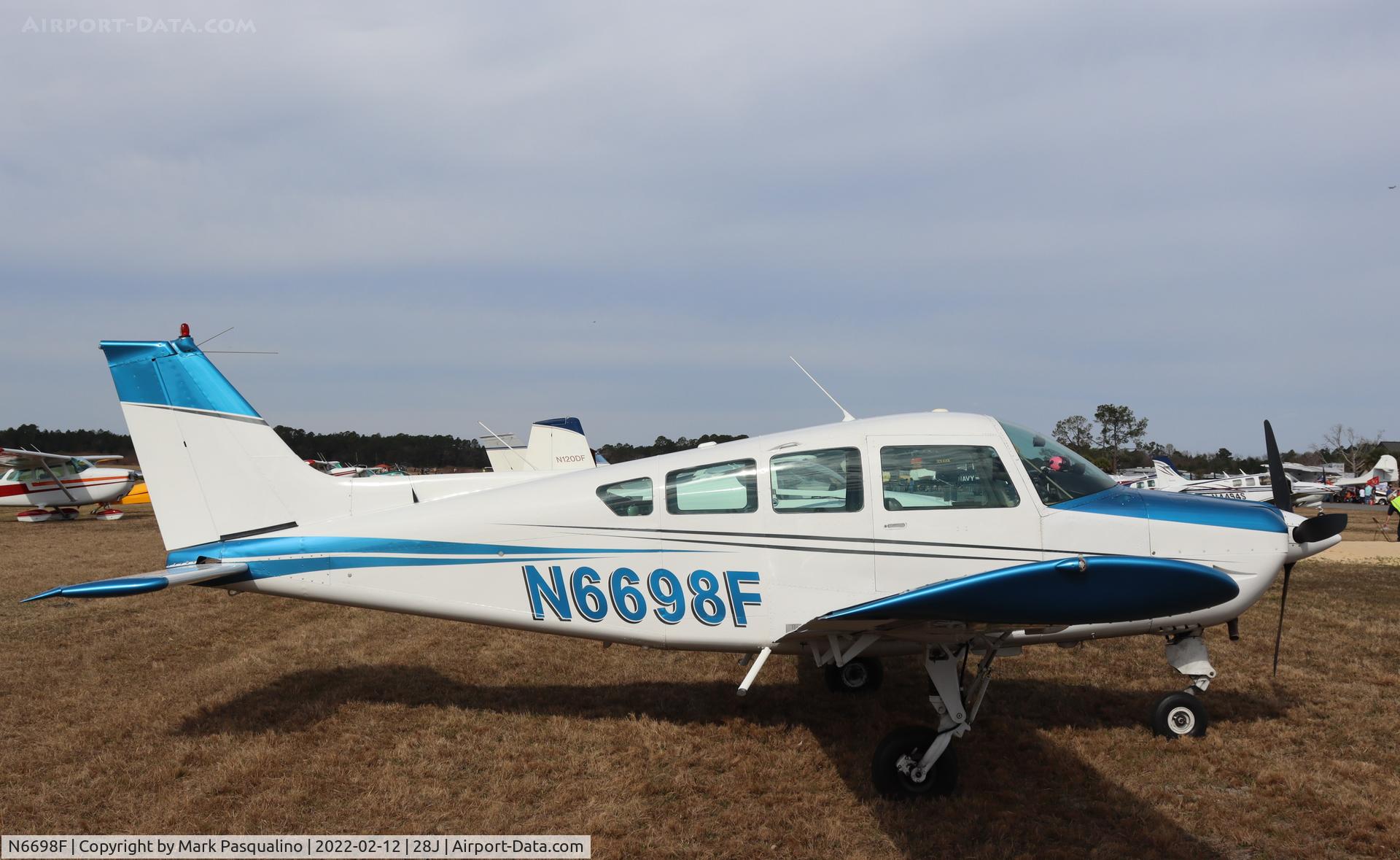 N6698F, 1979 Beech C24R C/N MC-698, Beech C24R