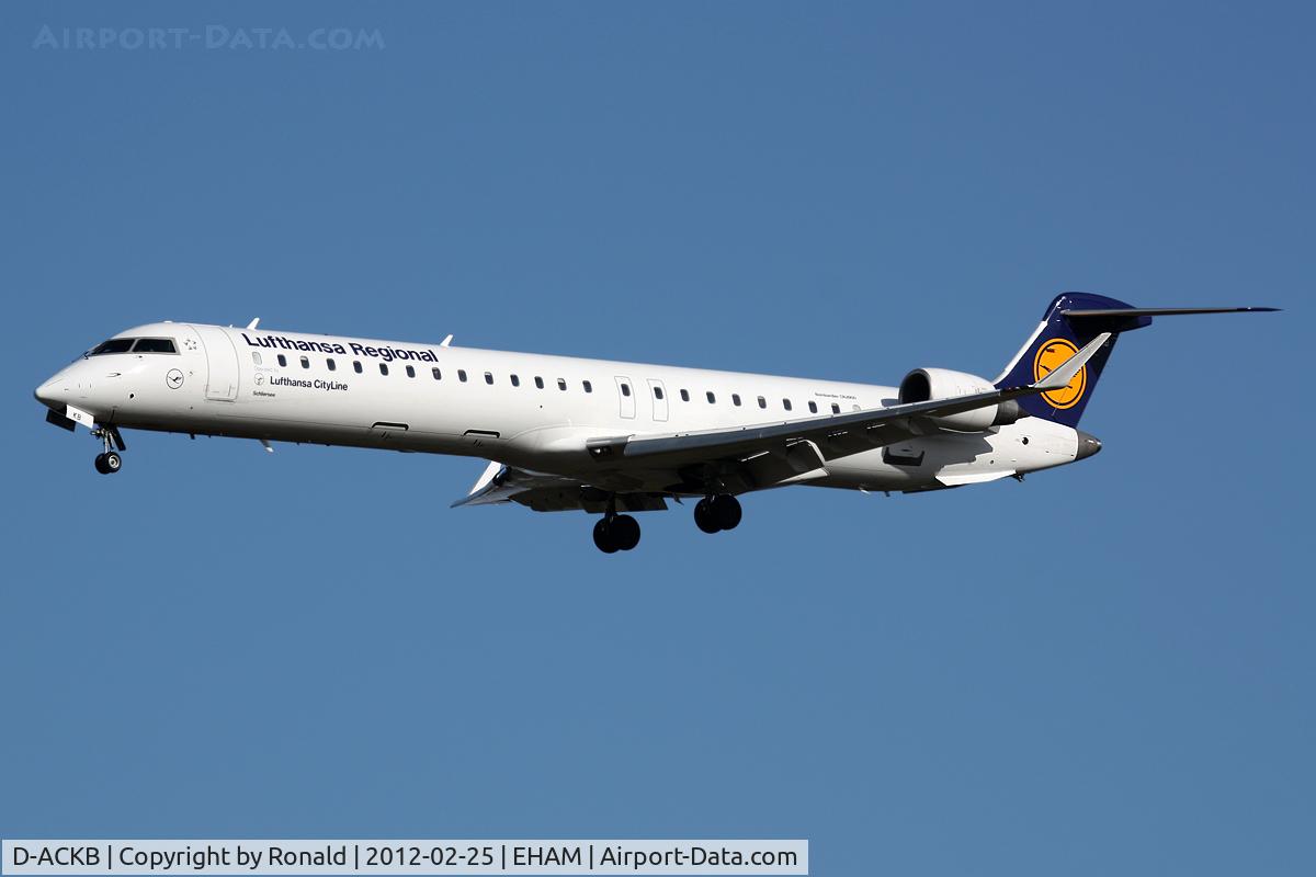 D-ACKB, 2006 Bombardier CRJ-900LR (CL-600-2D24) C/N 15073, at spl