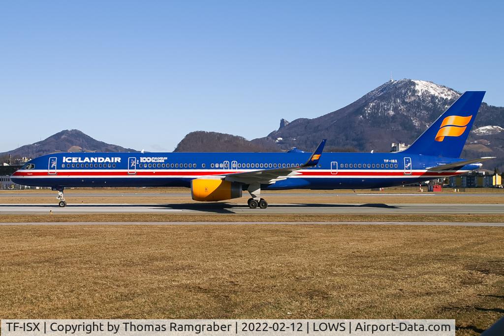 TF-ISX, 2000 Boeing 757-3E7 C/N 30179, Icelandair Boeing 757-300 