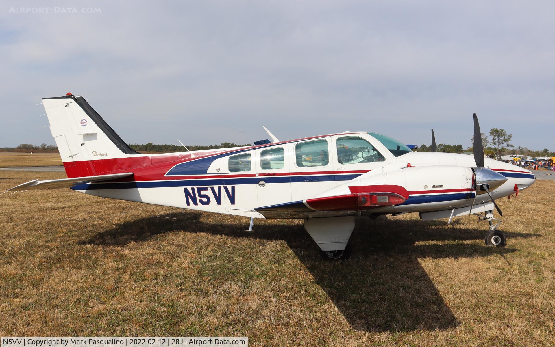 N5VV, 1982 Beech 58 Baron C/N TH1334, Beech 58
