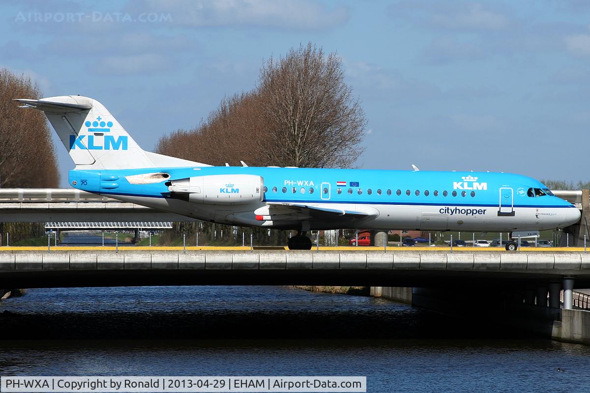 PH-WXA, 1996 Fokker 70 (F-28-0070) C/N 11570, at spl