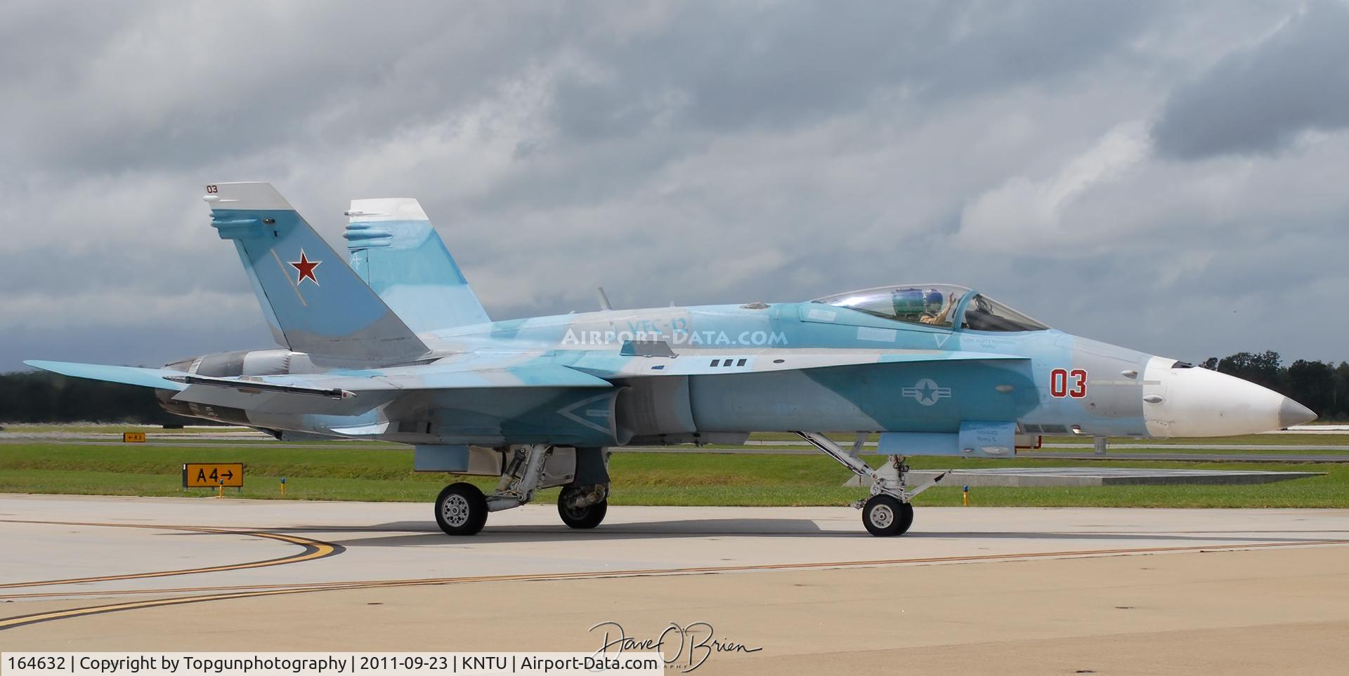 164632, McDonnell Douglas F/A-18C Hornet C/N 1049/C261, AMBUSH03
