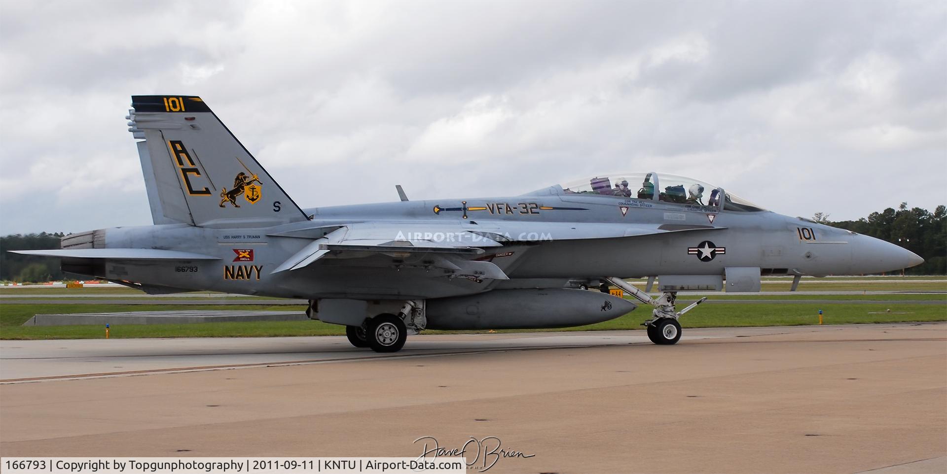 166793, Boeing F/A-18F Super Hornet C/N F166, XO Bird for VFA-32 Swordsman