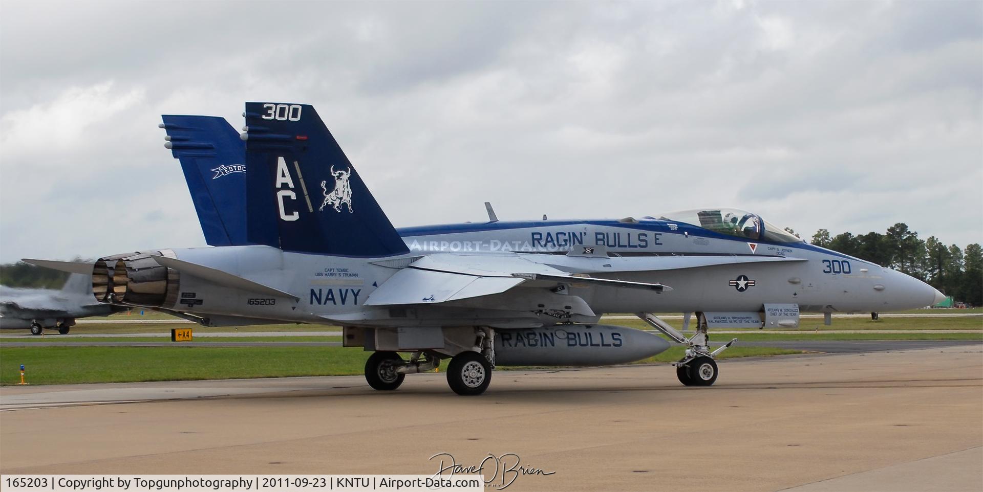 165203, McDonnell Douglas F/A-18C Hornet C/N 1360/C428, CAG VFA-37