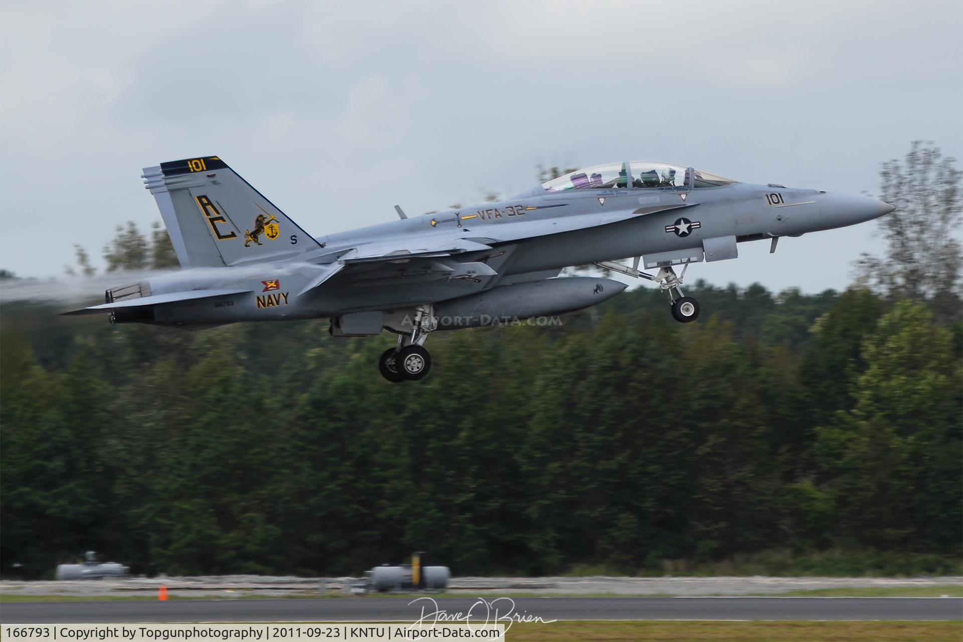 166793, Boeing F/A-18F Super Hornet C/N F166, Fleet Demo takeoff