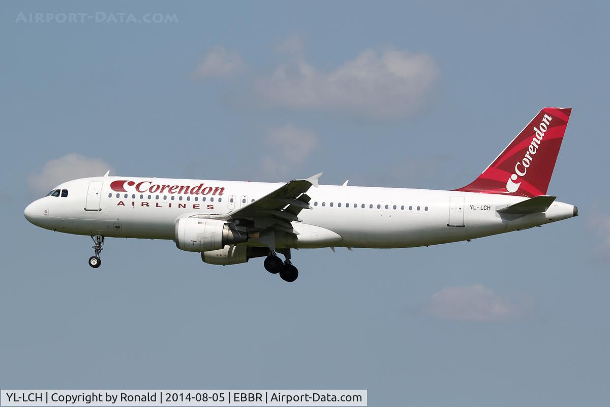 YL-LCH, 1992 Airbus A320-211 C/N 426, at bru