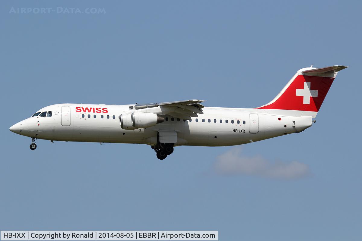 HB-IXX, 1995 British Aerospace Avro 146-RJ100 C/N E3262, at bru