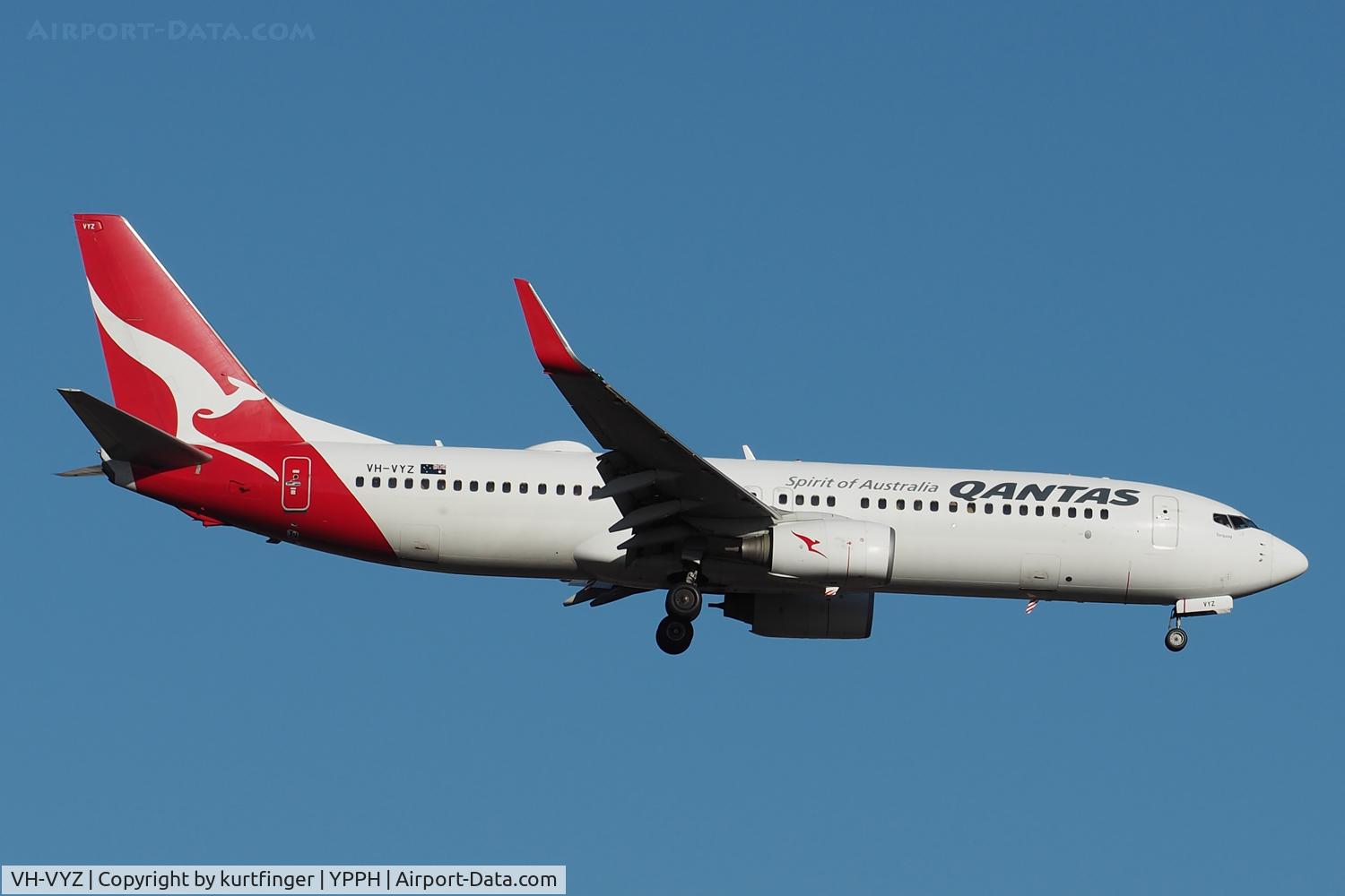 VH-VYZ, 2011 Boeing 737-838 C/N 34190, Boeing 737-800 cn 34190 Ln 3683. Qantas VH-VYZ name Torquay YPPH 10 February 2022