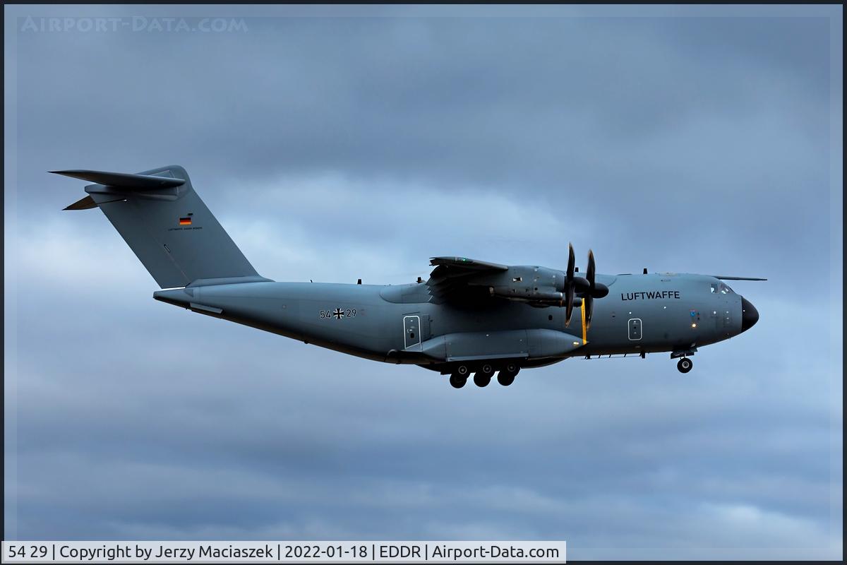 54 29, 2019 Airbus A400M-180 Atlas C/N 090, 2019 Airbus A400M-180 Atlas, c/n: 090