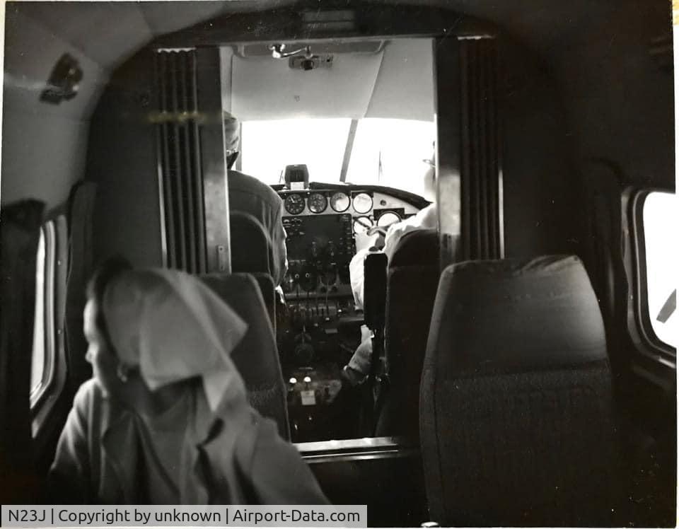 N23J, 1958 Beech E18S C/N BA-359, Beech N23J