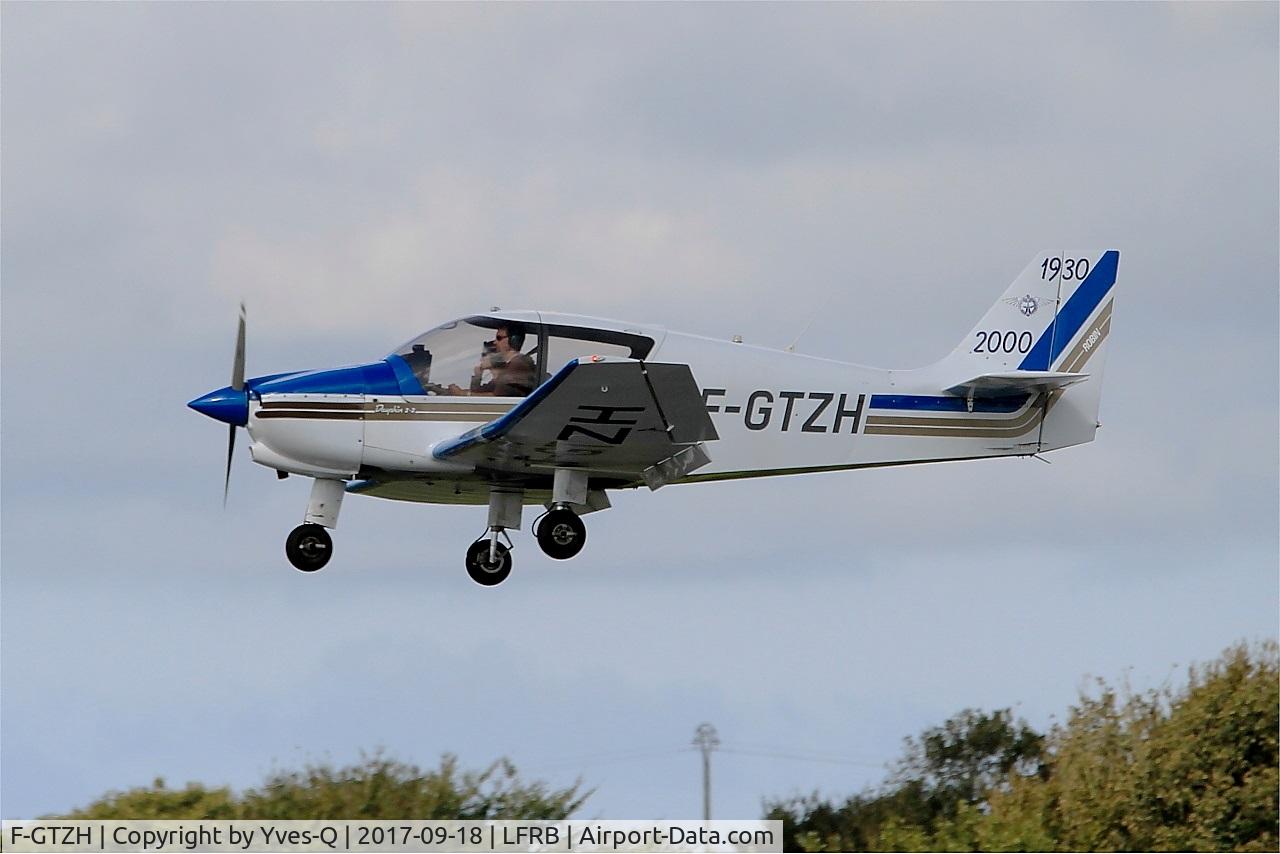 F-GTZH, Robin DR-400-120 Petit Prince C/N 2455, Robin DR-400-120 Petit Prince, On final Rwy 25L, Brest-Bretagne Airport (LFRB-BES)