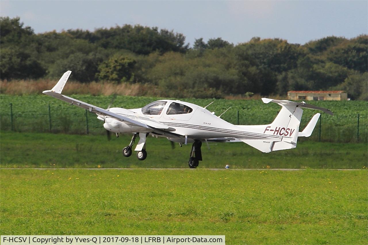 F-HCSV, 2008 Diamond DA-42 Twin Star C/N 42.371, Diamond DA-42 Twin Star, Landing rwy 25L, Brest-Bretagne airport (LFRB-BES)