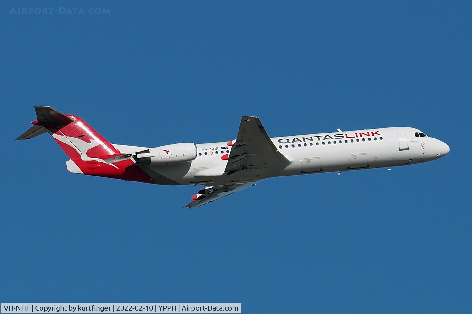 VH-NHF, 1993 Fokker 100 (F-28-0100) C/N 11458, Fokker F100 cn 11458. QantasLinkVH-NHF name Linday Evans 10 February 2022