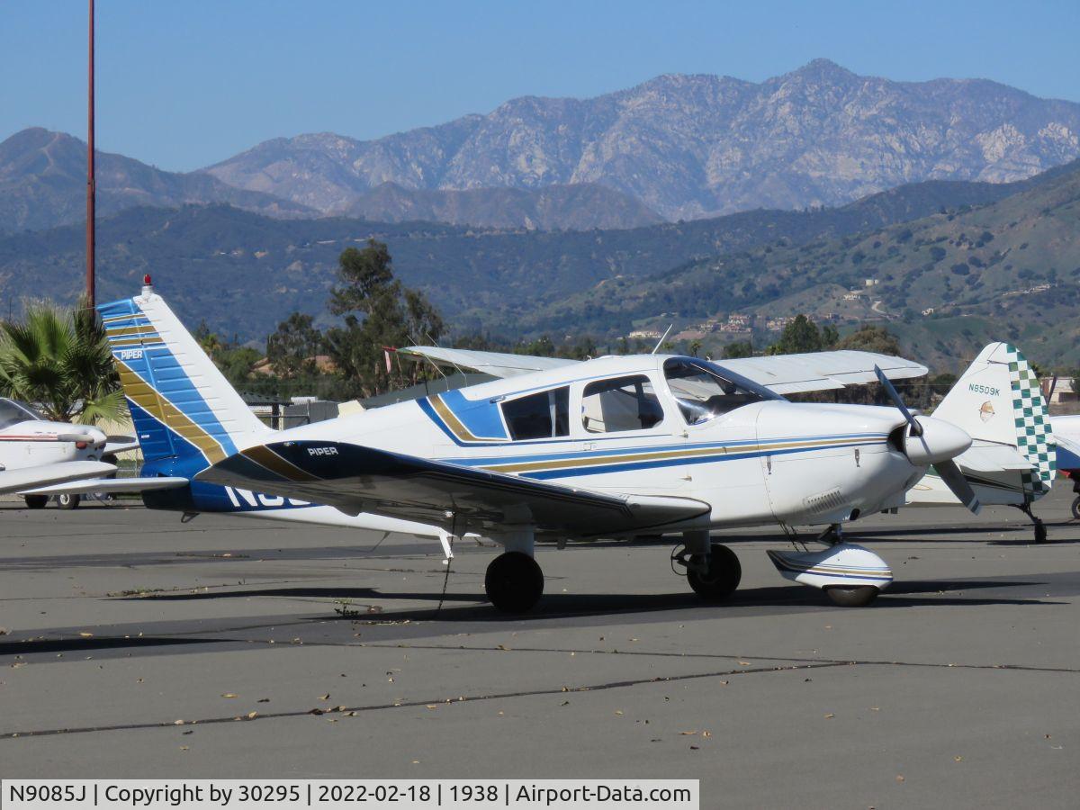 N9085J, 1966 Piper PA-28-180 C/N 28-3122, Parked