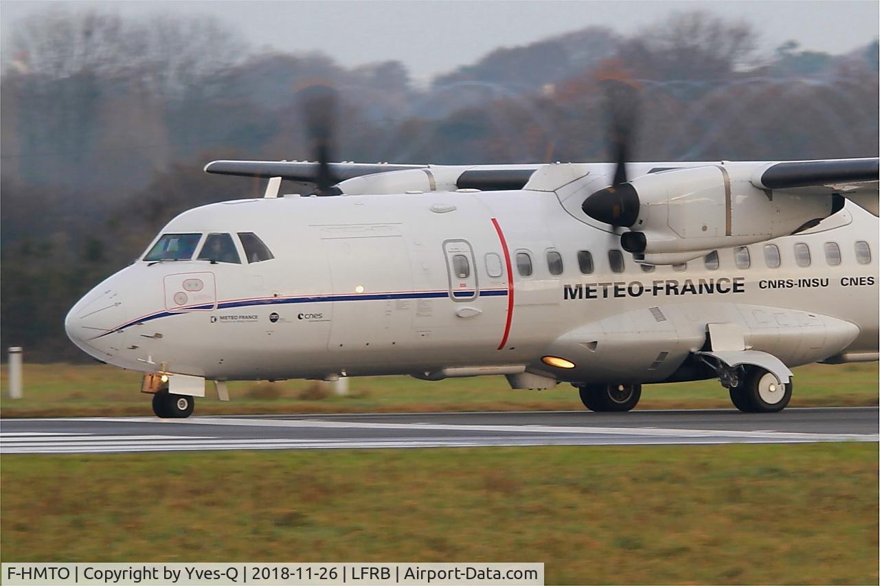 F-HMTO, 1988 ATR 42-320 C/N 078, ATR 42-320, Take off run rwy 25L, Brest-Bretagne Airport (LFRB-BES)