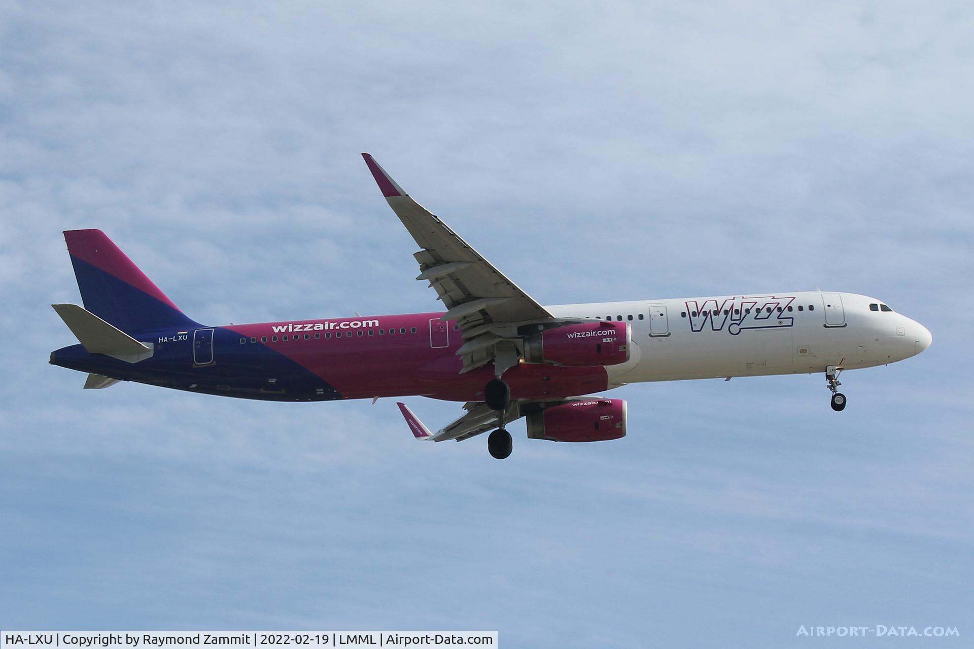 HA-LXU, 2017 Airbus A321-231 C/N 7763, A321 HA-LXU Wizzair