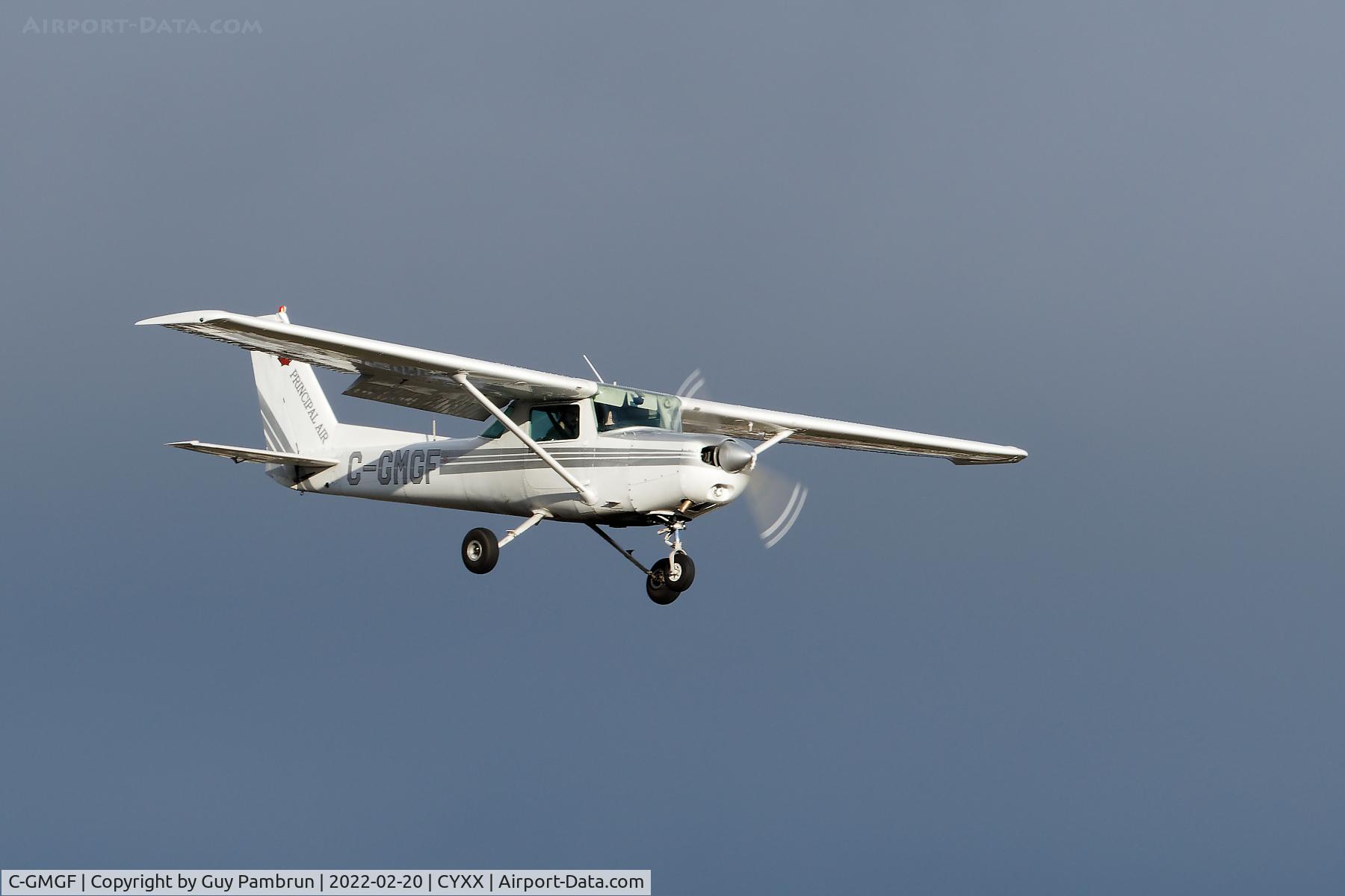 C-GMGF, 1981 Cessna 152 C/N 15285039, Landing on 19