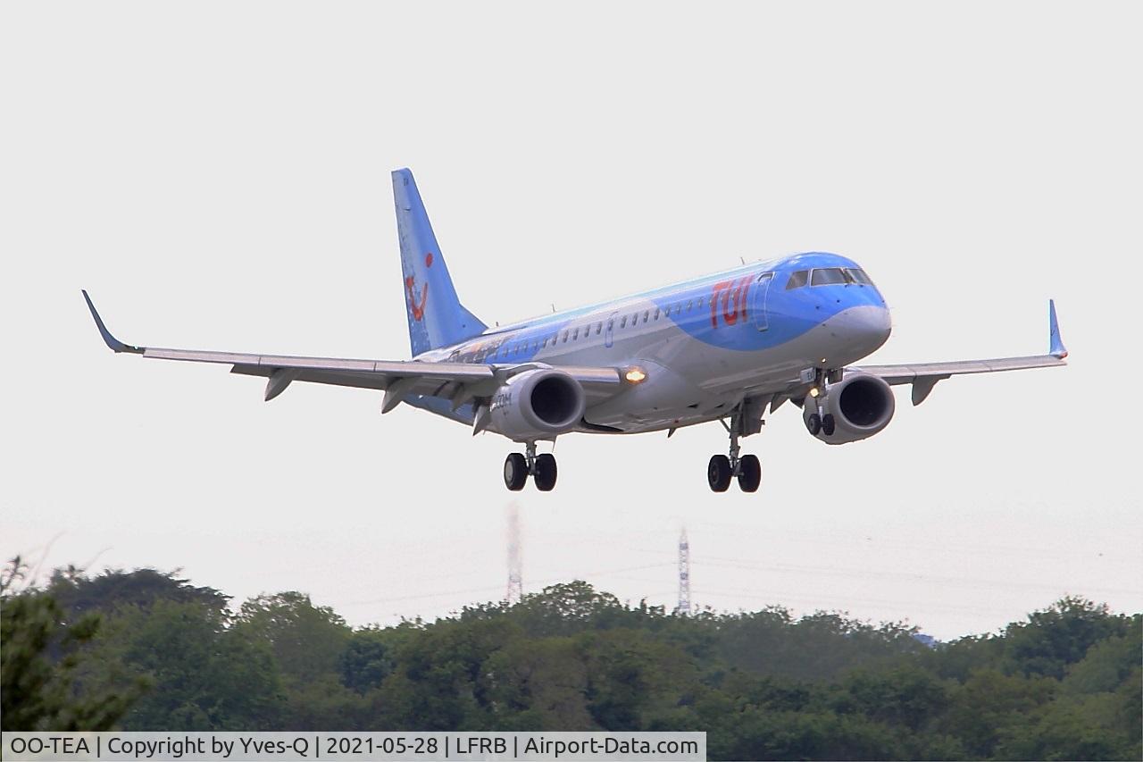 OO-TEA, 2014 Embraer 190LR (ERJ-190-100LR) C/N 19000665, Embraer 190LR, On final rwy 07R, Brest-Bretagne Airport (LFRB-BES)