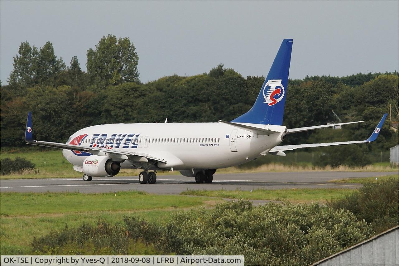 OK-TSE, 2014 Boeing 737-81D C/N 39437, Boeing 737-81D, Lining up rwy 25L, Brest-Bretagne airport (LFRB-BES)