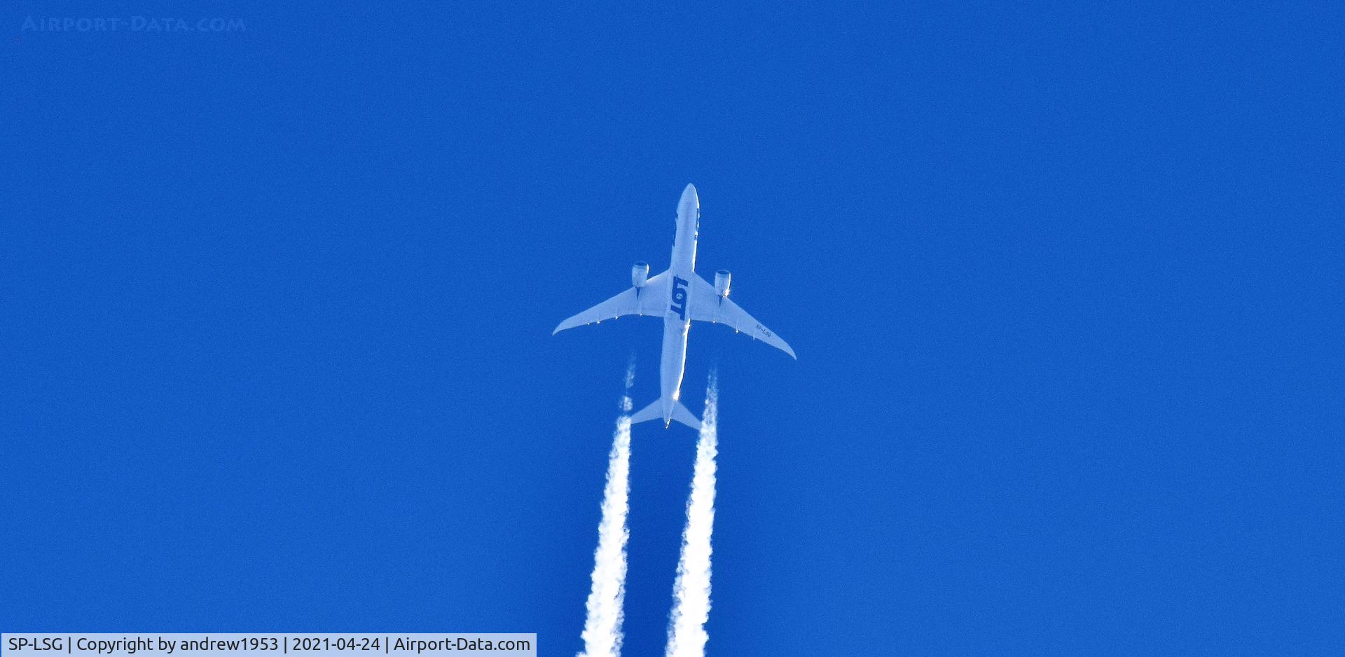 SP-LSG, 2019 Boeing 787-9 Dreamliner Dreamliner C/N 62144, SP-LSG over the Bristol Channel @38,000ft.